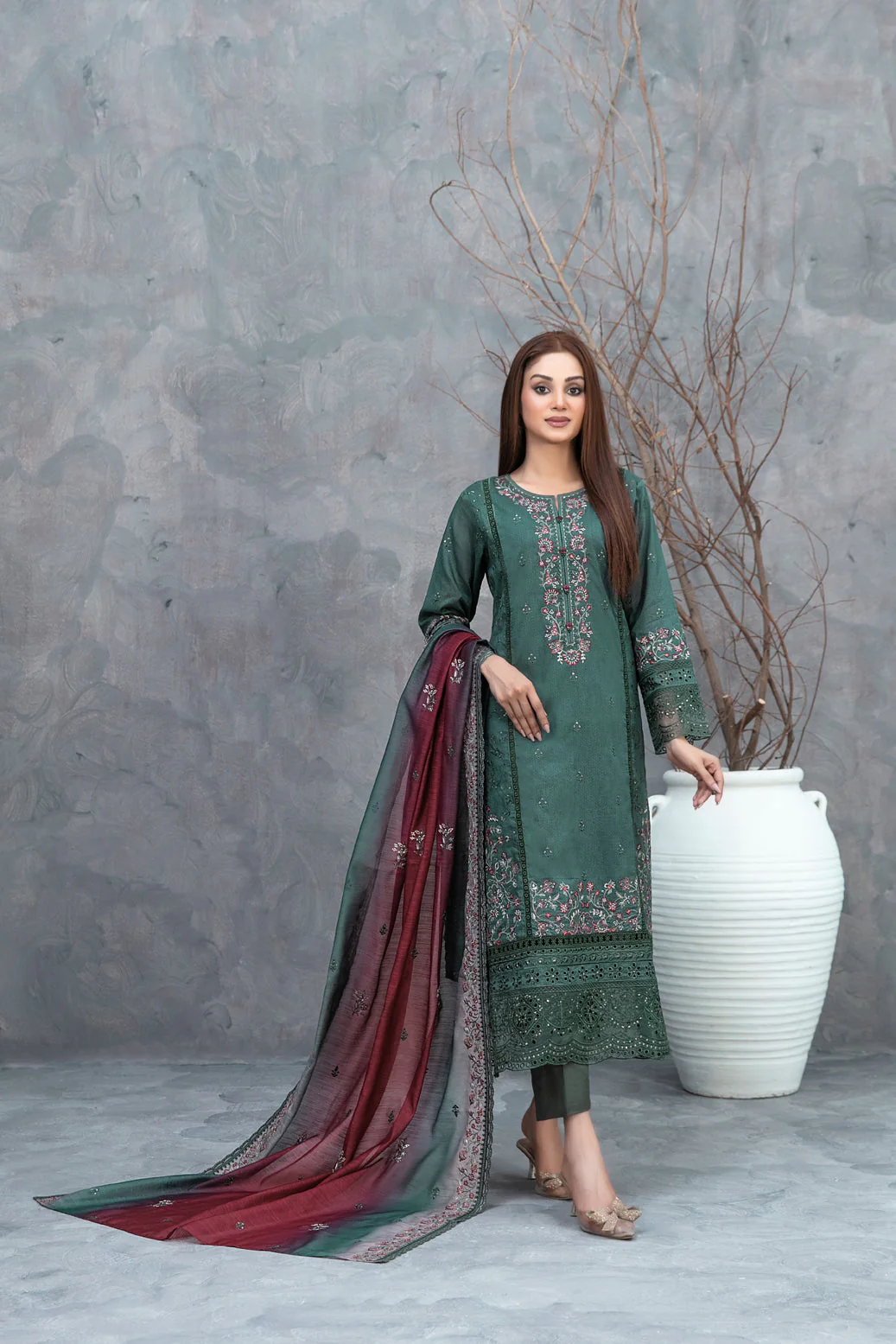 SM Attire — Hyzr Collection